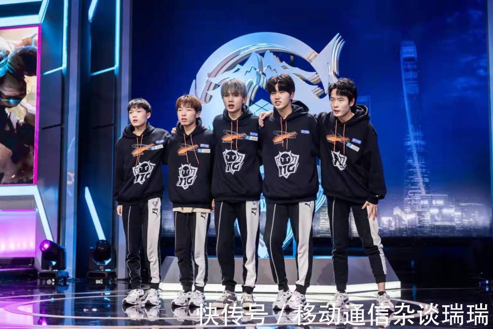 交网络中的 交网络中的