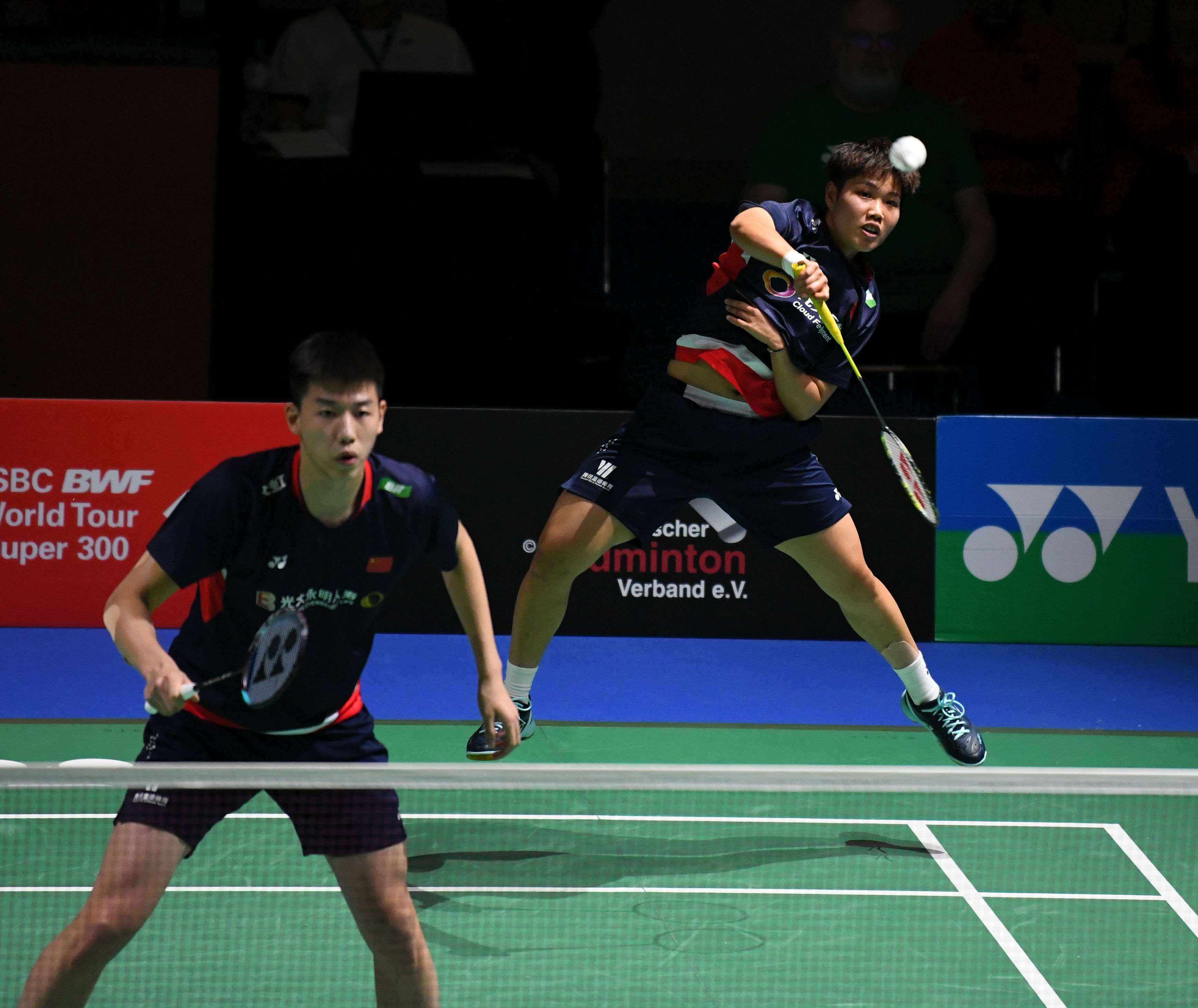 例并不少见 例并不少见