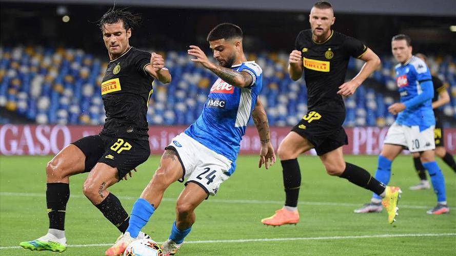 对詹姆斯突 对詹姆斯突