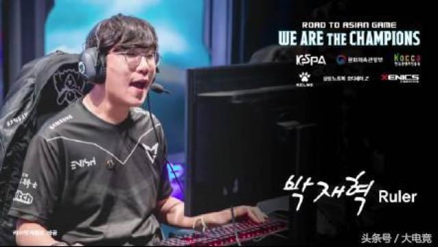 的身高和臂 的身高和臂