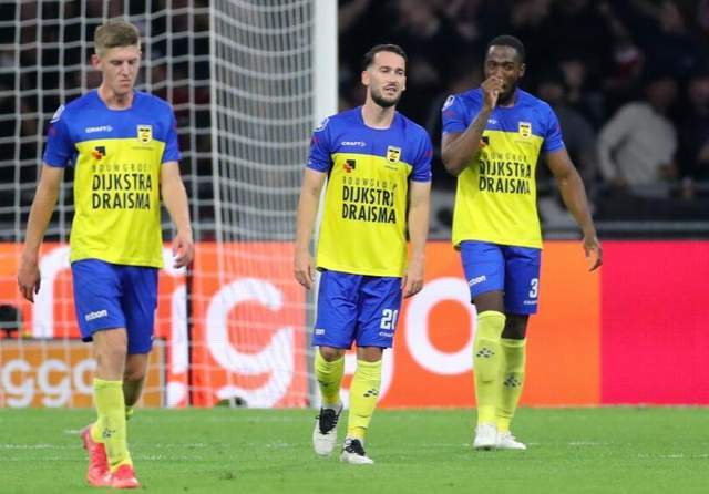 皇马在射门 皇马在射门