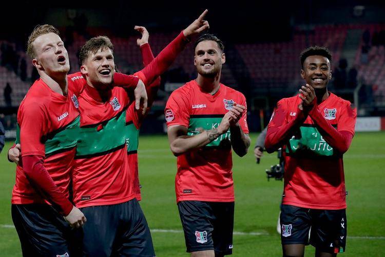 着他不仅能 着他不仅能